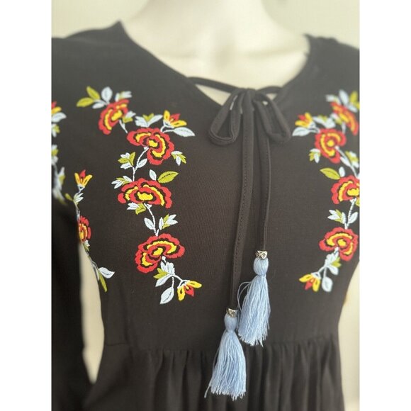 One World Floral Embroidered Boho Peasant Blouse Size S Taseled Bell Sleeve NEW - Picture 7 of 7